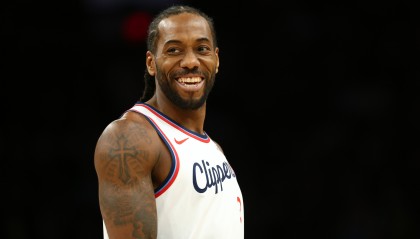 开云官网-小卡：若有事情发生管理层会通知我 但若他们希望保密我也尊重